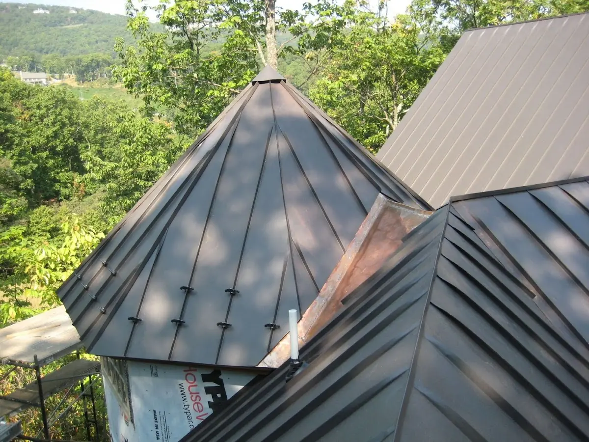 Professional Roof Tarp Installation by Craftsman Roofing in Belle View